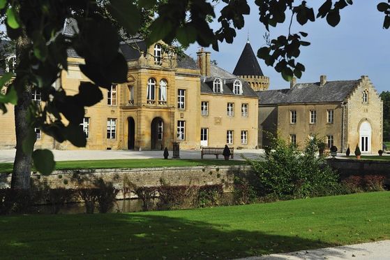 Façade du château donnant sur la Cour d'Honneur