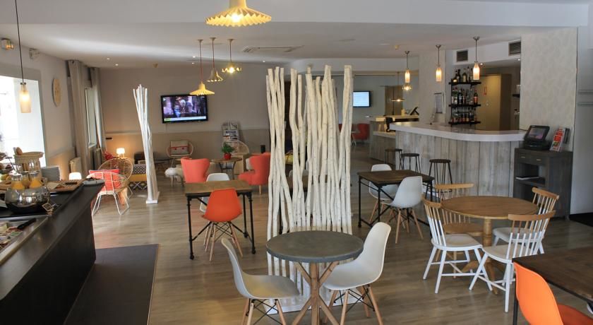 Hotel Kyriad Lyon Est Bron Eurexpo Le Cottage