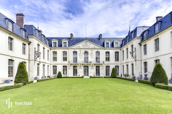 Façade Sud - Cour d'Honneur