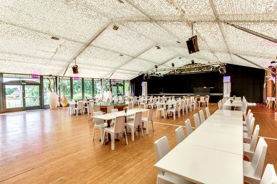 Salle Enchantesse - intérieur