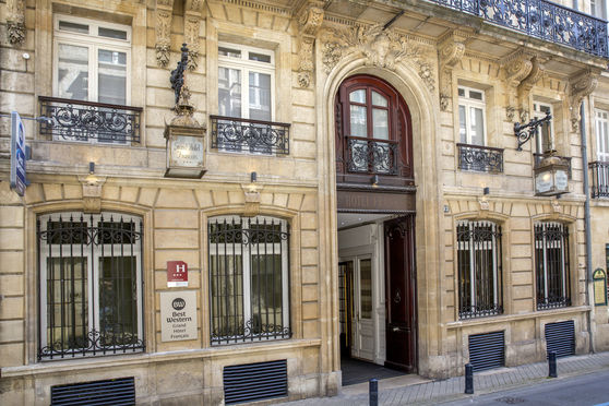 Façade
