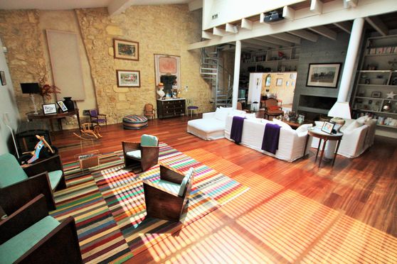 Salon
