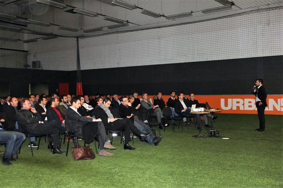 Urbansoccer 85 Avenue François Arago 92000 Nanterre