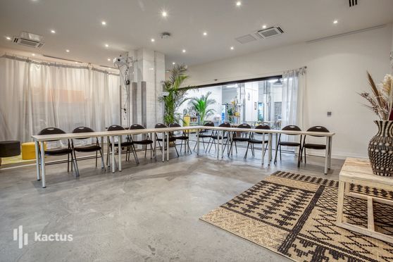 LEARNING ROOM