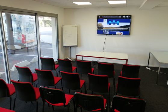 Salle Jallas en théatre