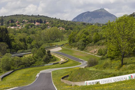 Vue du circuit de Charade 2